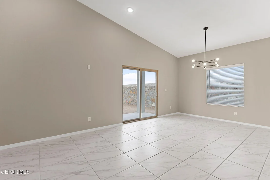 Photo of 983 Barbara Ave. Avenue