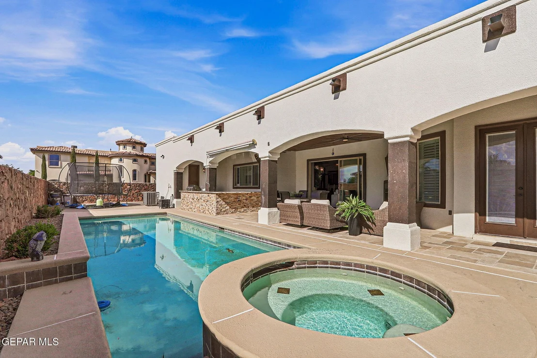 Photo of 899 Cortona Place