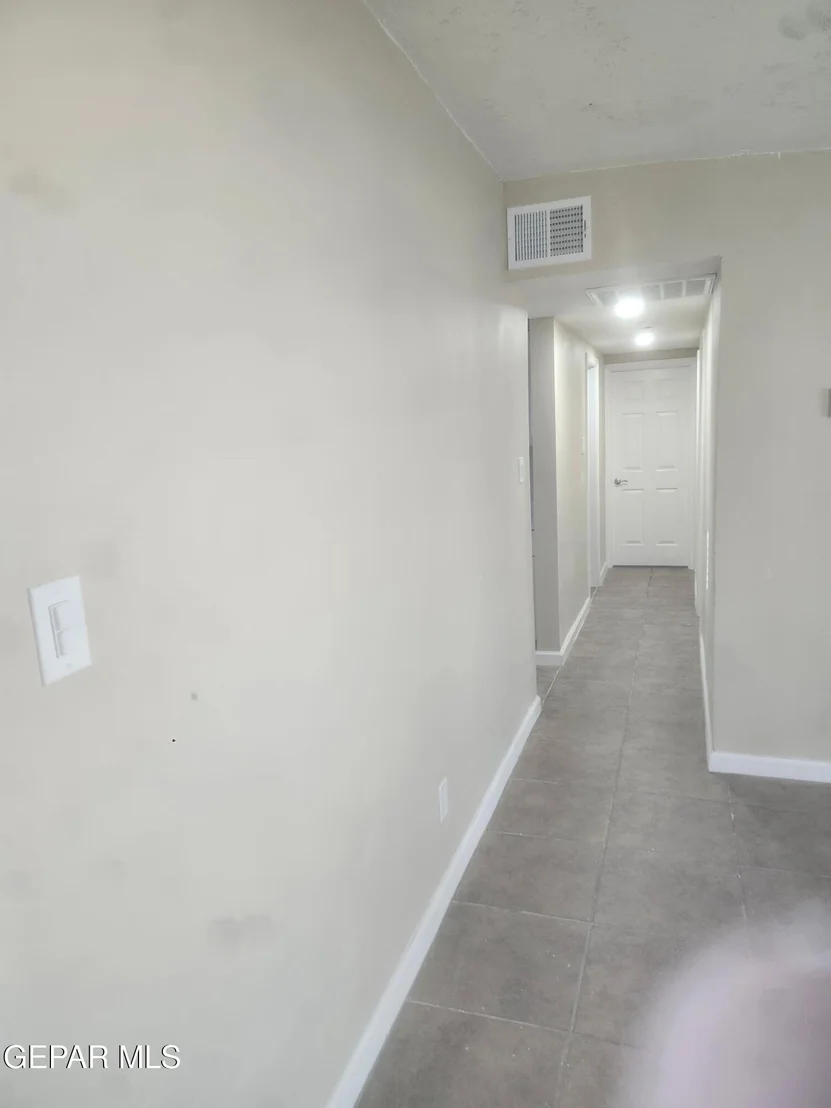 Photo of 6227 ALGONQUIN Road