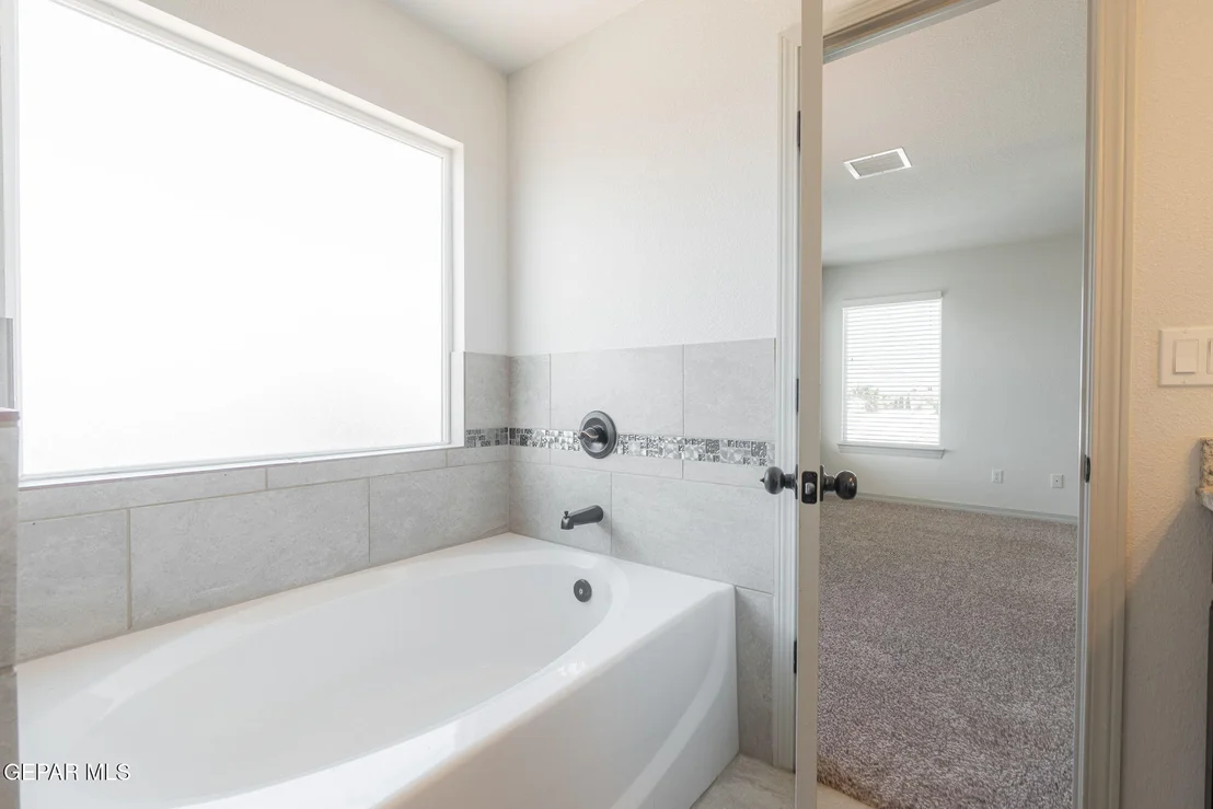 Photo of 13192 LOST WILLOW