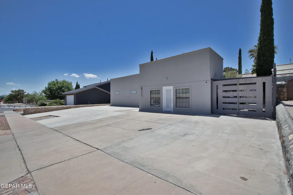 Photo of 6777 Villa Hermosa Drive