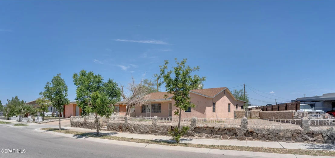 Photo of 5013 Flower Drive
