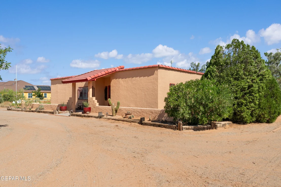 Photo of 5249 DESERT WILLOW Drive