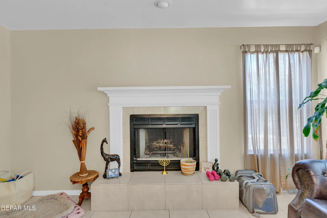 Photo of 1107 SUN RIDGE Drive