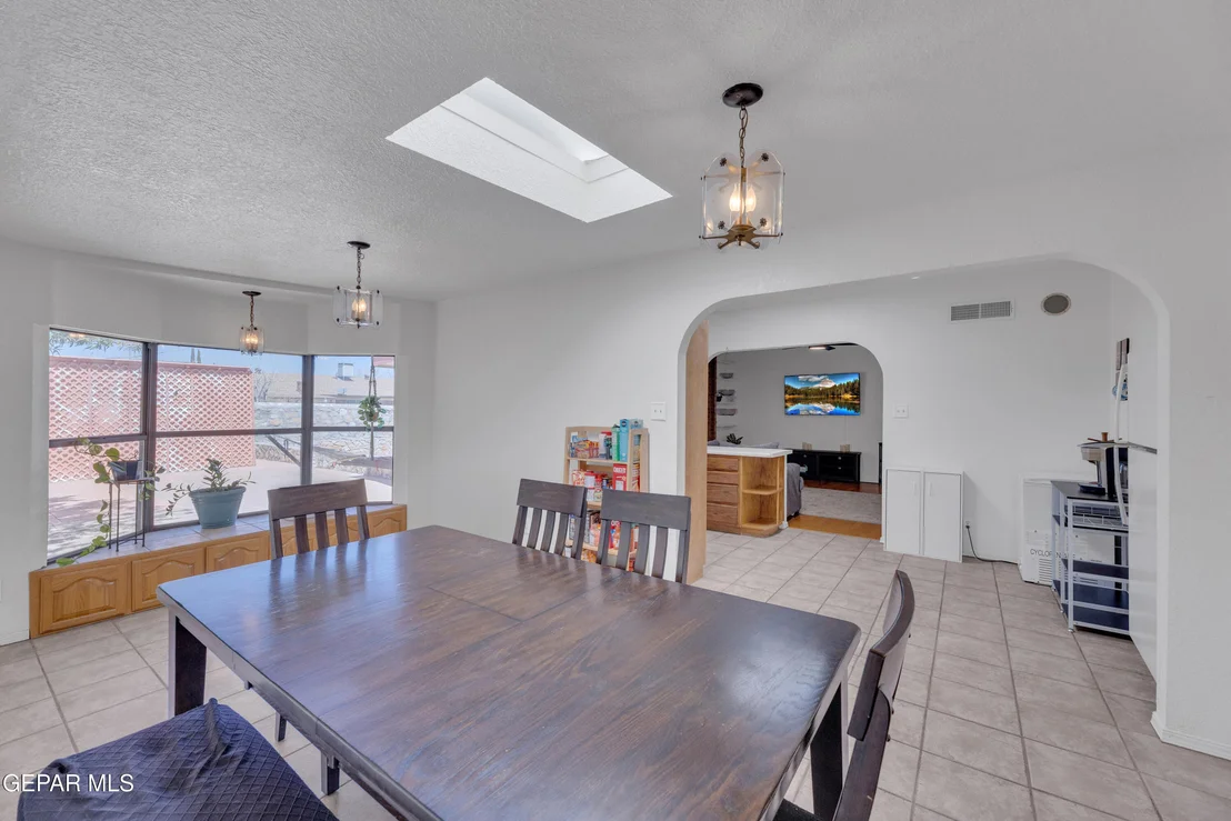 Photo of 10305 ASHWOOD Drive