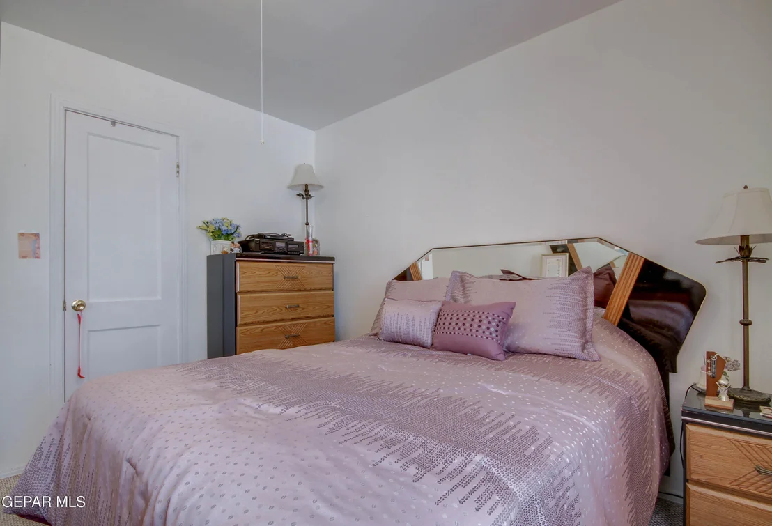 Photo of 3605 TYLER Avenue