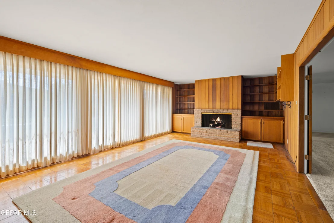 Photo of 3924 FLAMINGO Drive