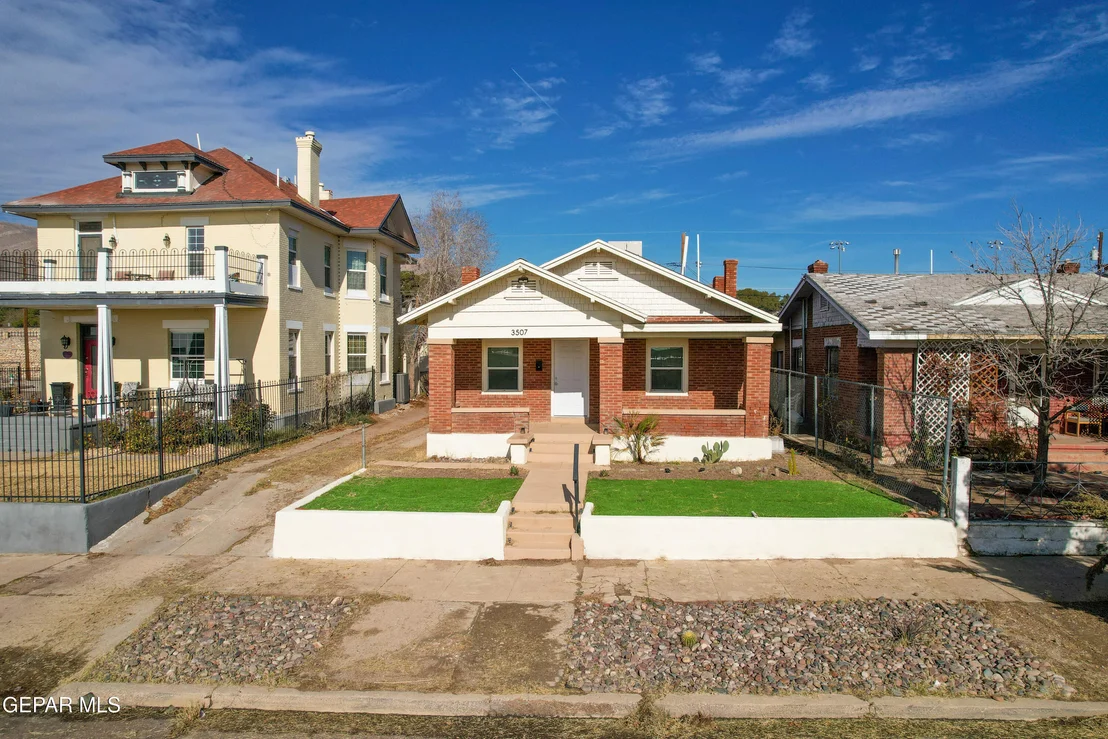 Photo of 3507 Bisbee Avenue