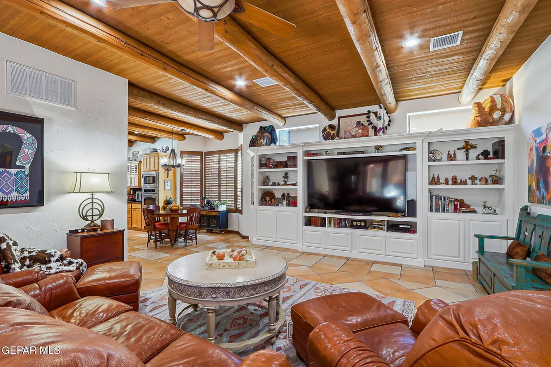 Photo of 1133 CALLE LOMAS Drive