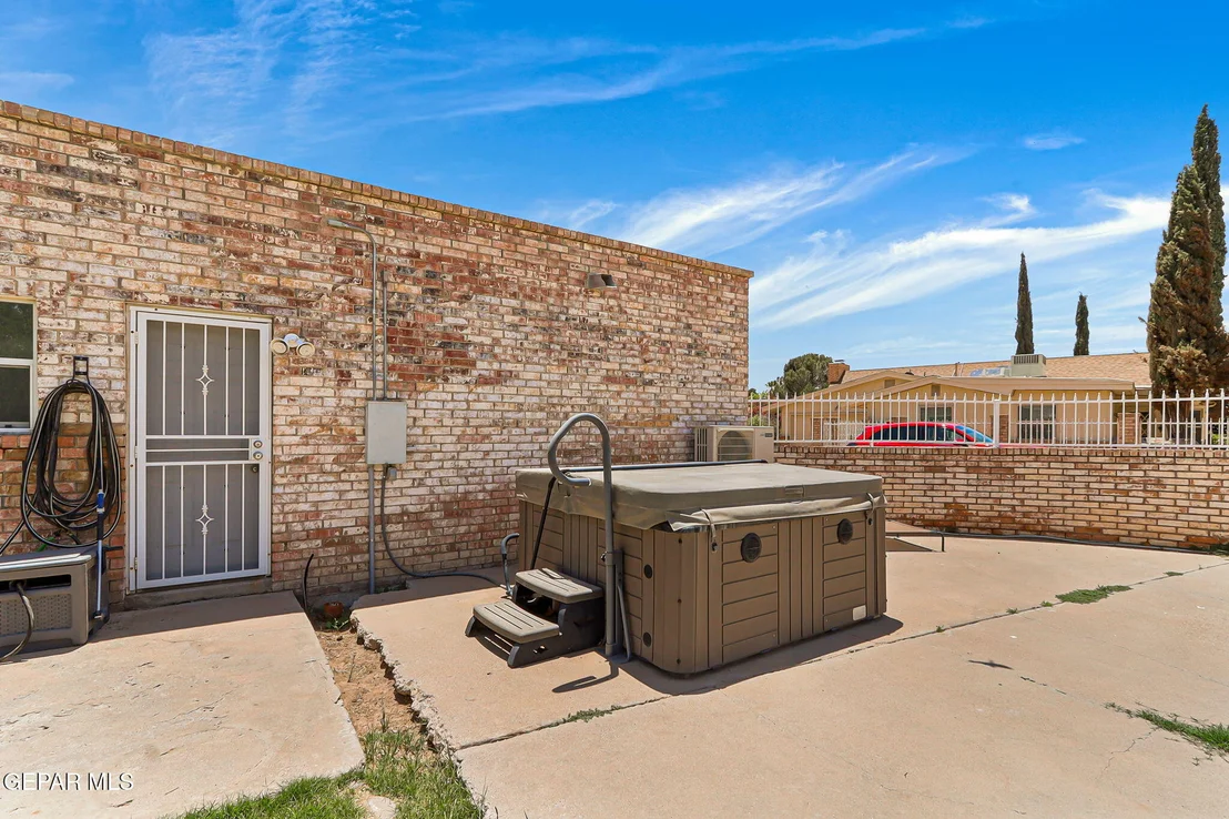 Photo of 5436 LA ESTANCIA Circle