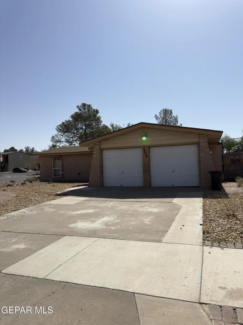 Photo of 3376 Guthrie Street