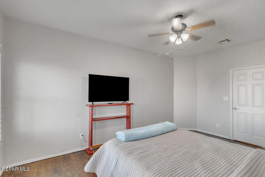 Photo of 5900 ANAPAULA Drive