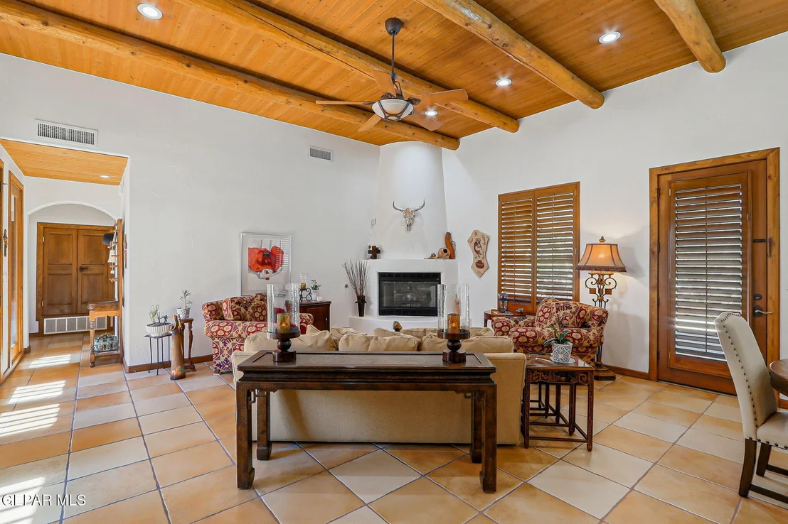 Photo of 1133 CALLE LOMAS Drive