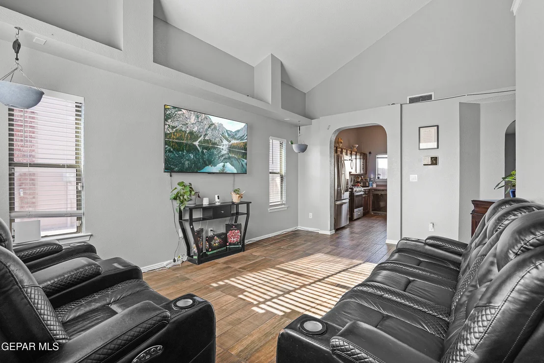 Photo of 7213 Sachet Cliff Drive