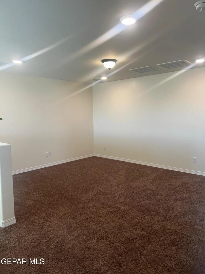 Photo of 332 Hidden Gem Street