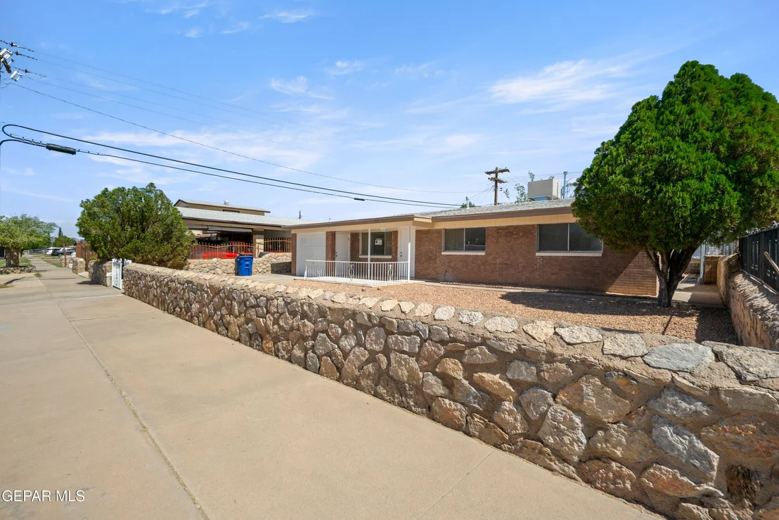 Photo of 9220 RALEIGH Drive