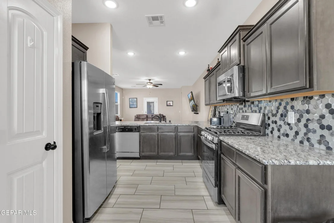 Photo of 3909 Desert Bluff Drive