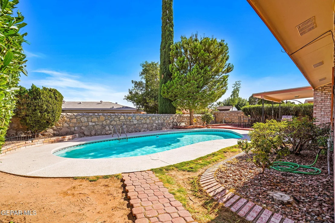 Photo of 11230 RED HAWK Lane