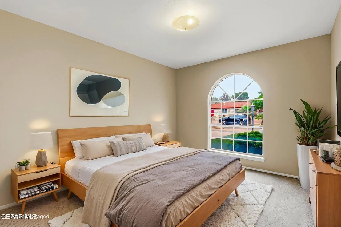 Photo of 1321 HOOKRIDGE Drive