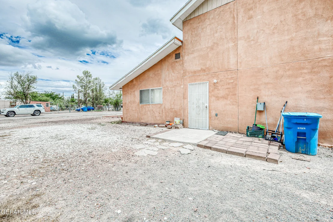 Photo of 11581 Valle Verde Road
