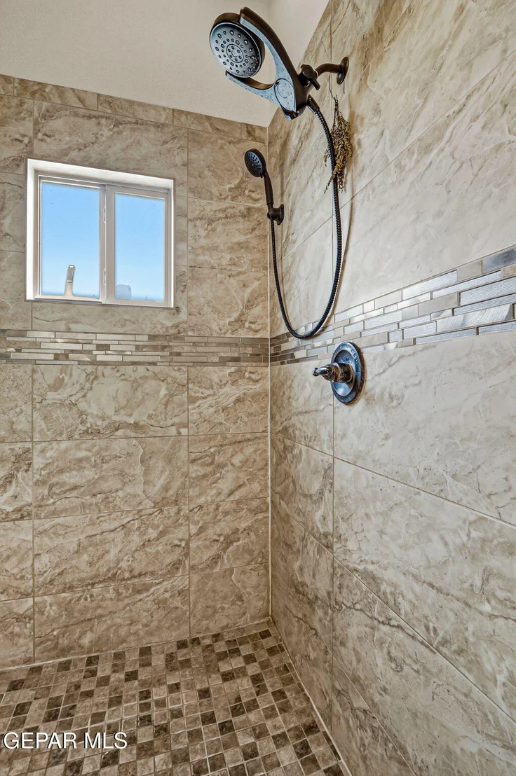 Photo of 5833 SPANISH Place