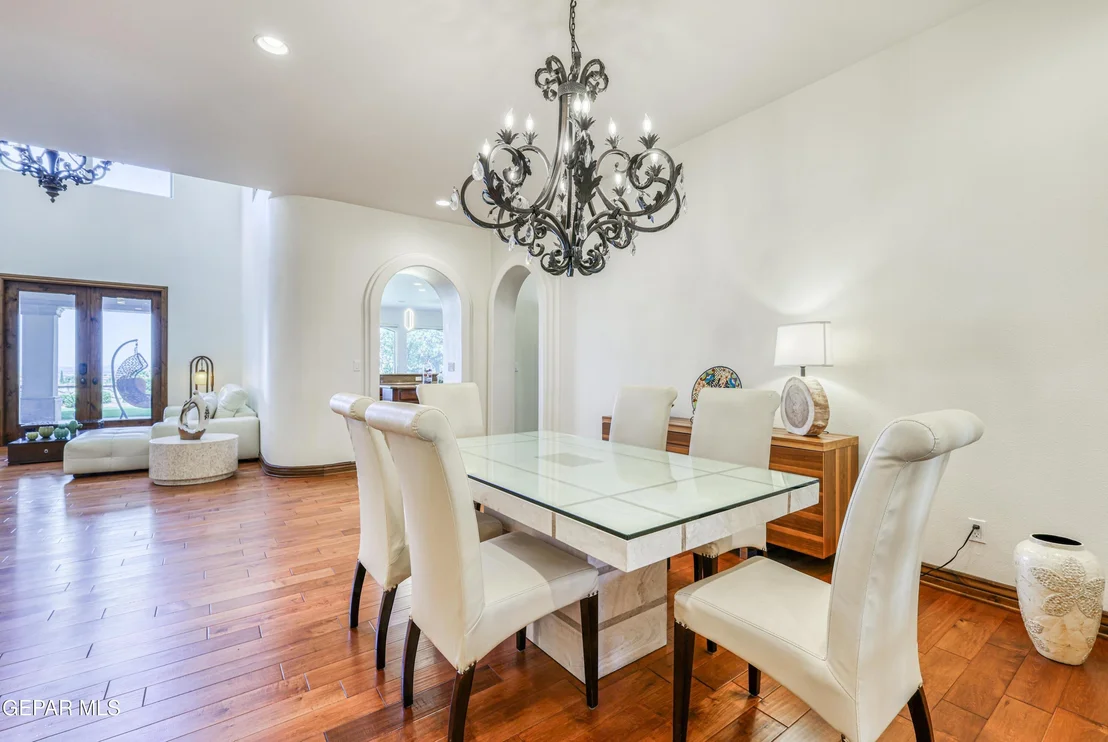 Photo of 6309 VIA SERENA Drive