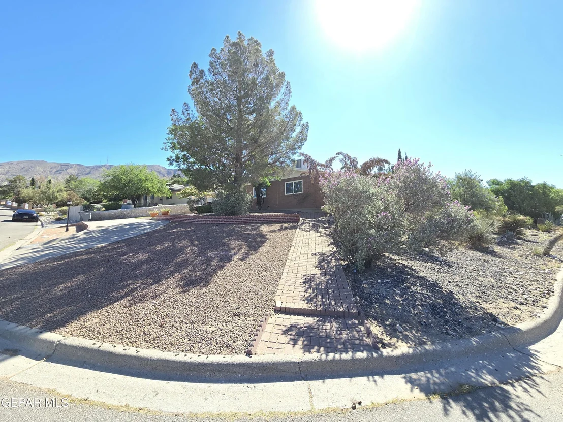 Photo of 4200 BUCKINGHAM Drive