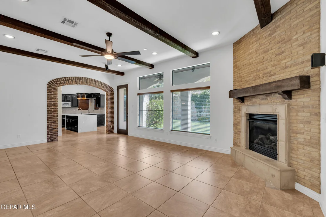 Photo of 5833 SUNDALE Road