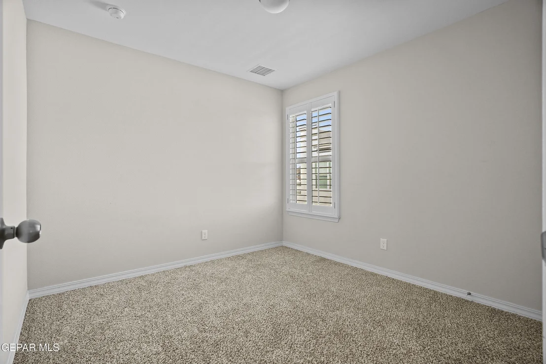 Photo of 6933 COPPER TOWN Drive