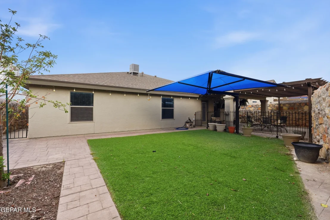 Photo of 320 Emerald Woods Street