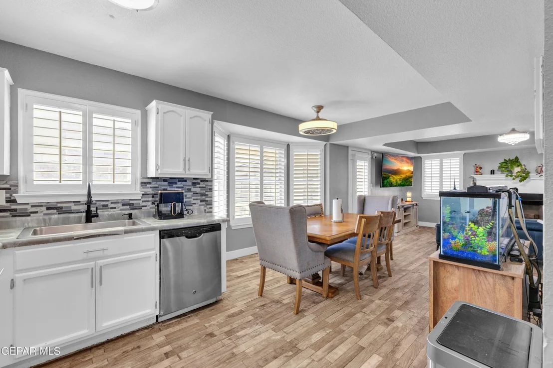 Photo of 427 Winter Spring Place