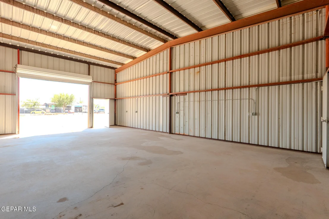 Photo of 7880 DONIPHAN Drive