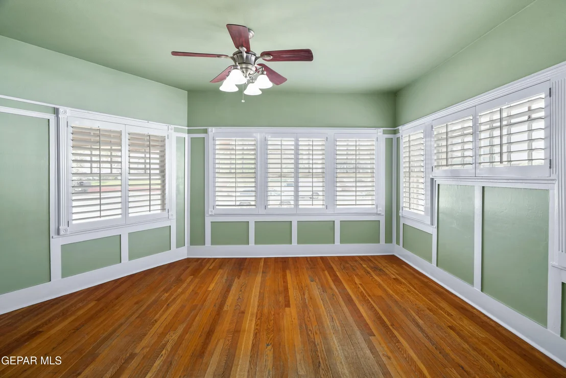 Photo of 3020 Wheeling Avenue