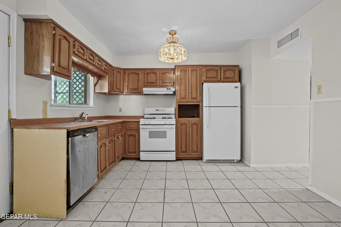 Photo of 10442 TRIUMPH Drive
