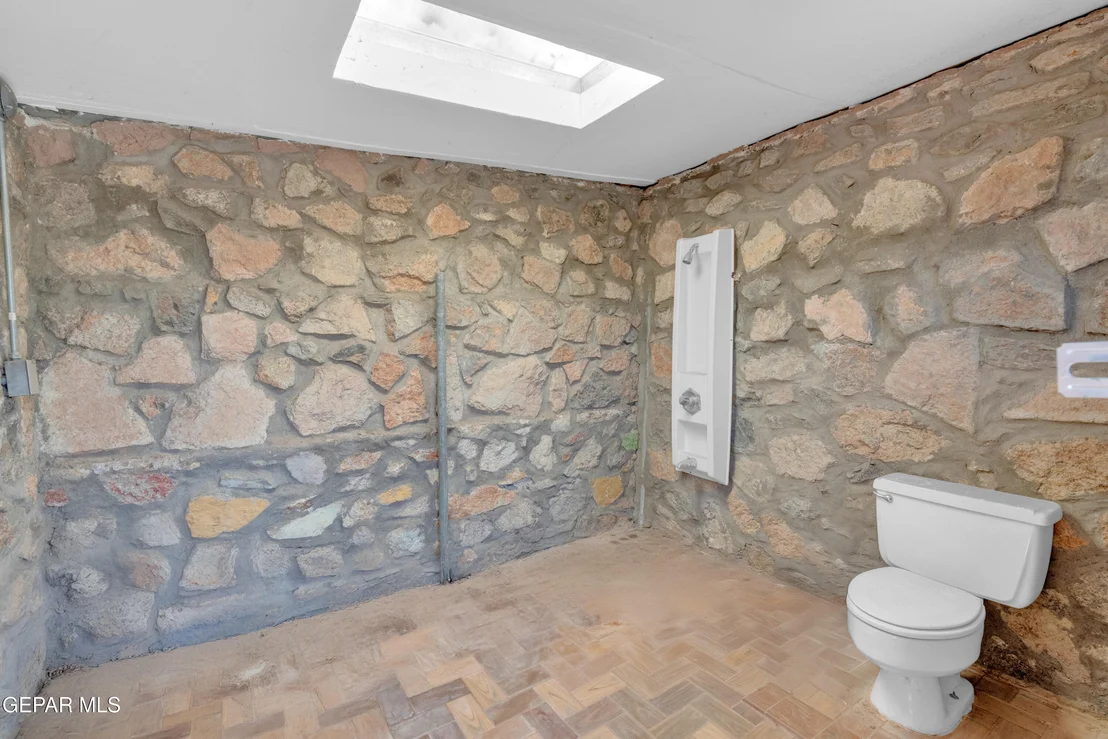 Photo of 5324 CAPISTRANO Drive