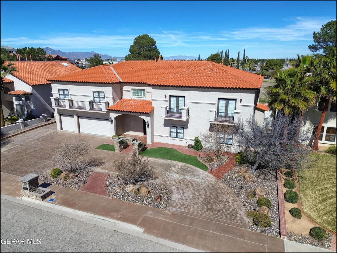 Photo of 1605 BILLY CASPER Drive