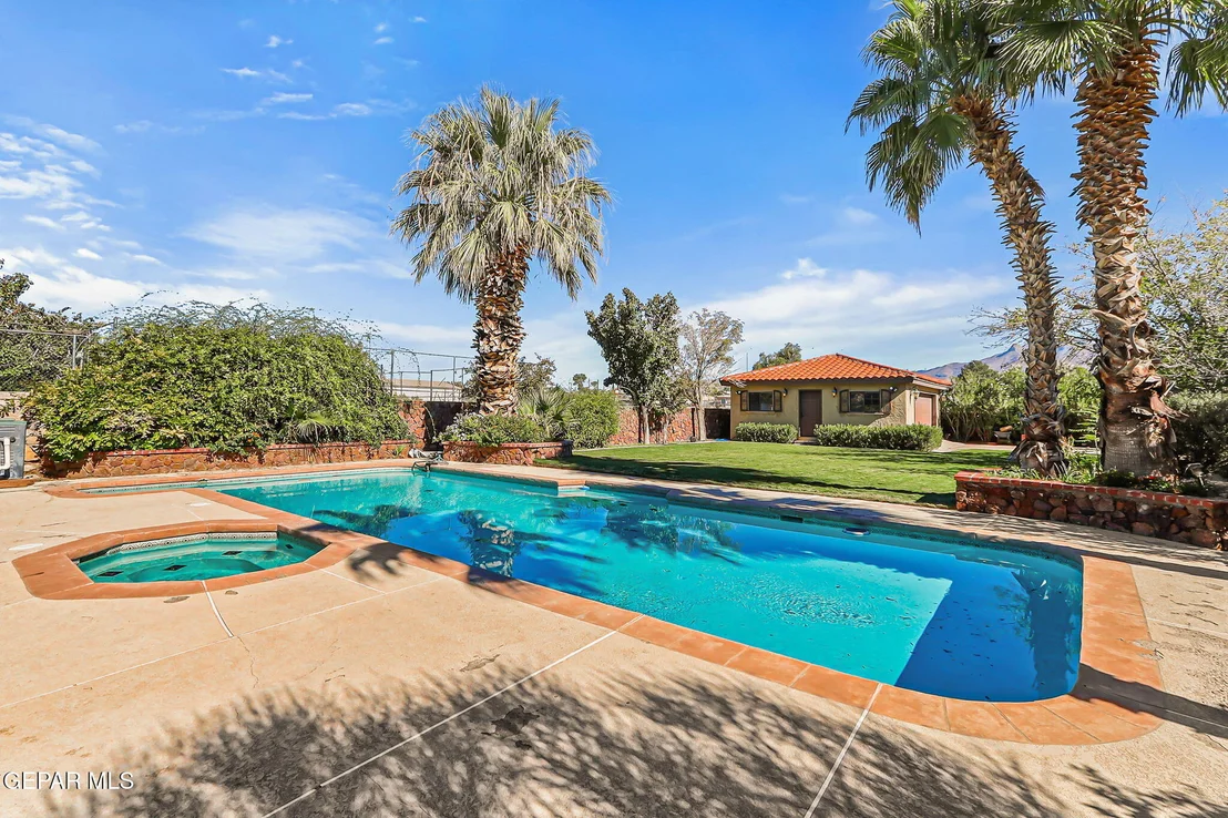 Photo of 3934 Emory rd Road