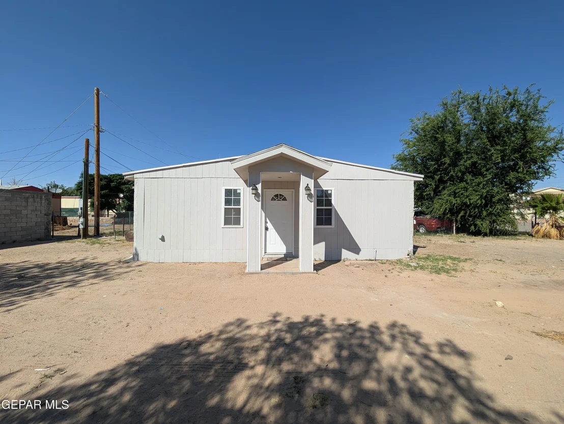 Photo of 1263 Root Place