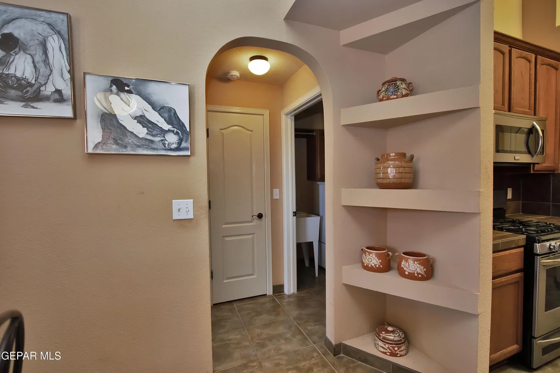 Photo of 920 TYLER SETH Avenue