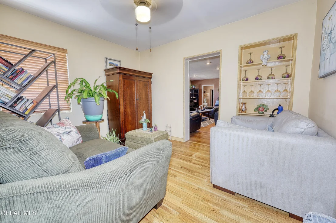 Photo of 1629 SAINT JOHNS Drive