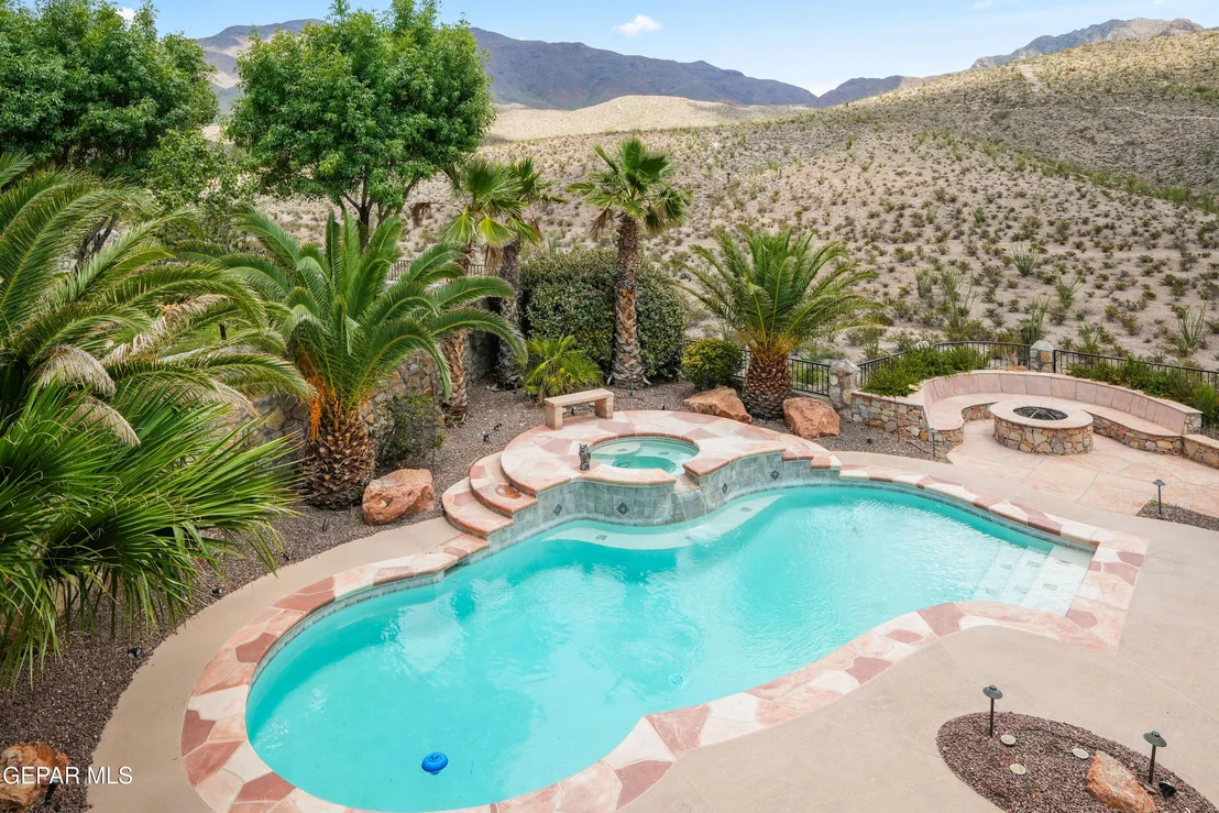Photo of 6540 CABANA DEL SOL Drive