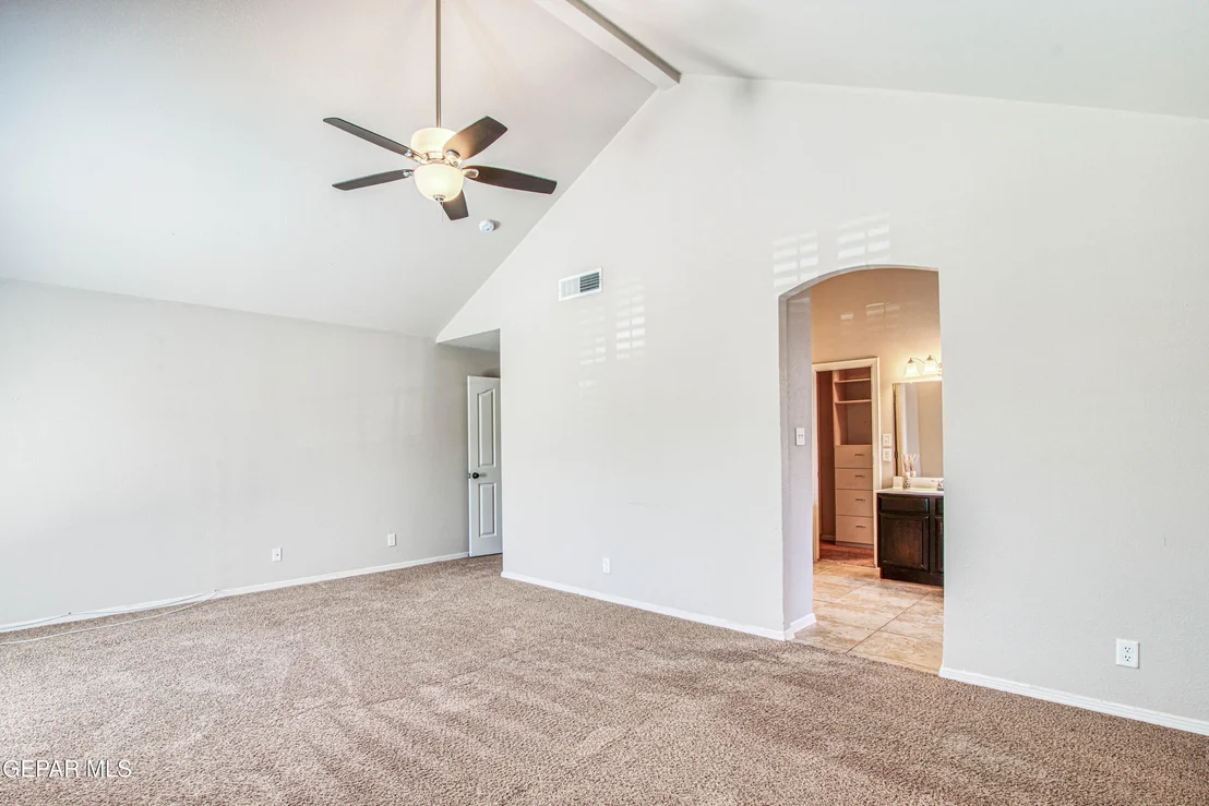 Photo of 11220 Northview Drive