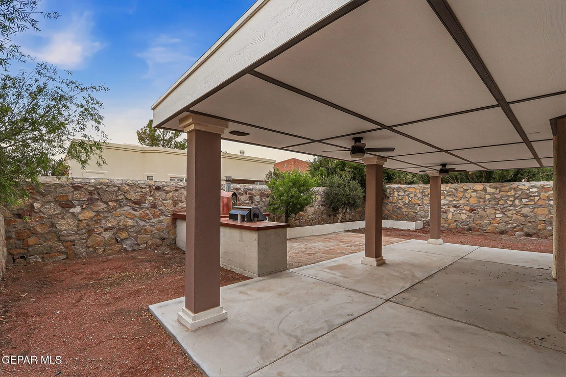 Photo of 6313 FRANKLIN RIDGE Drive
