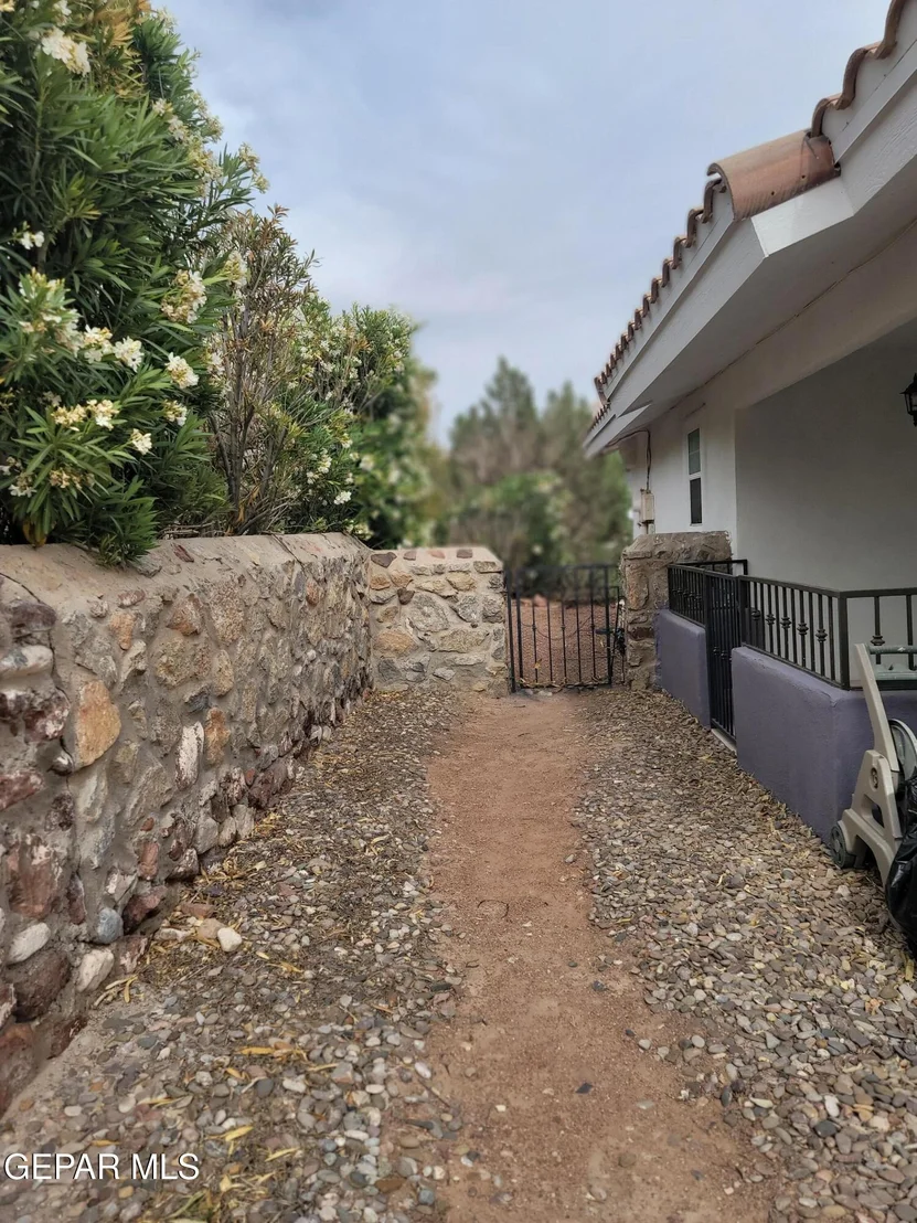 Photo of 1305 TRAIL RIDGE Drive