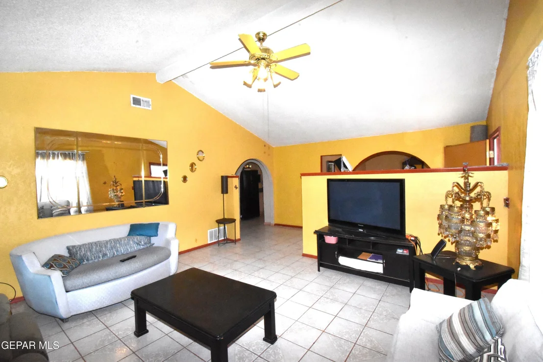 Photo of 809 COACH Road