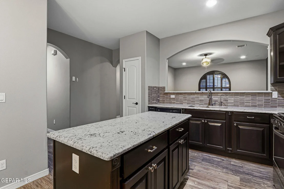 Photo of 14540 ALTON OAKS
