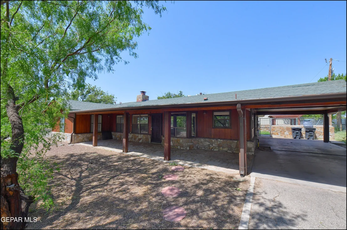 Photo of 6525 UPPER VALLEY Road