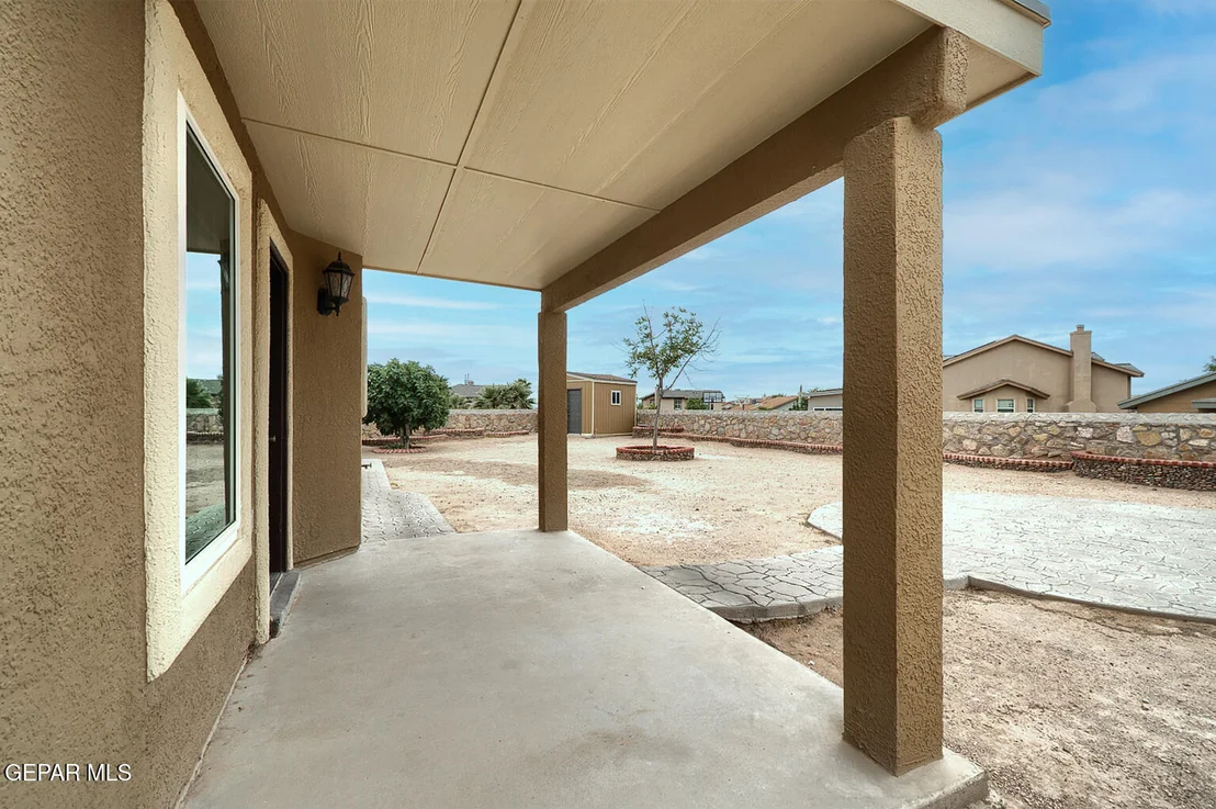 Photo of 455 Shadow Glen Court