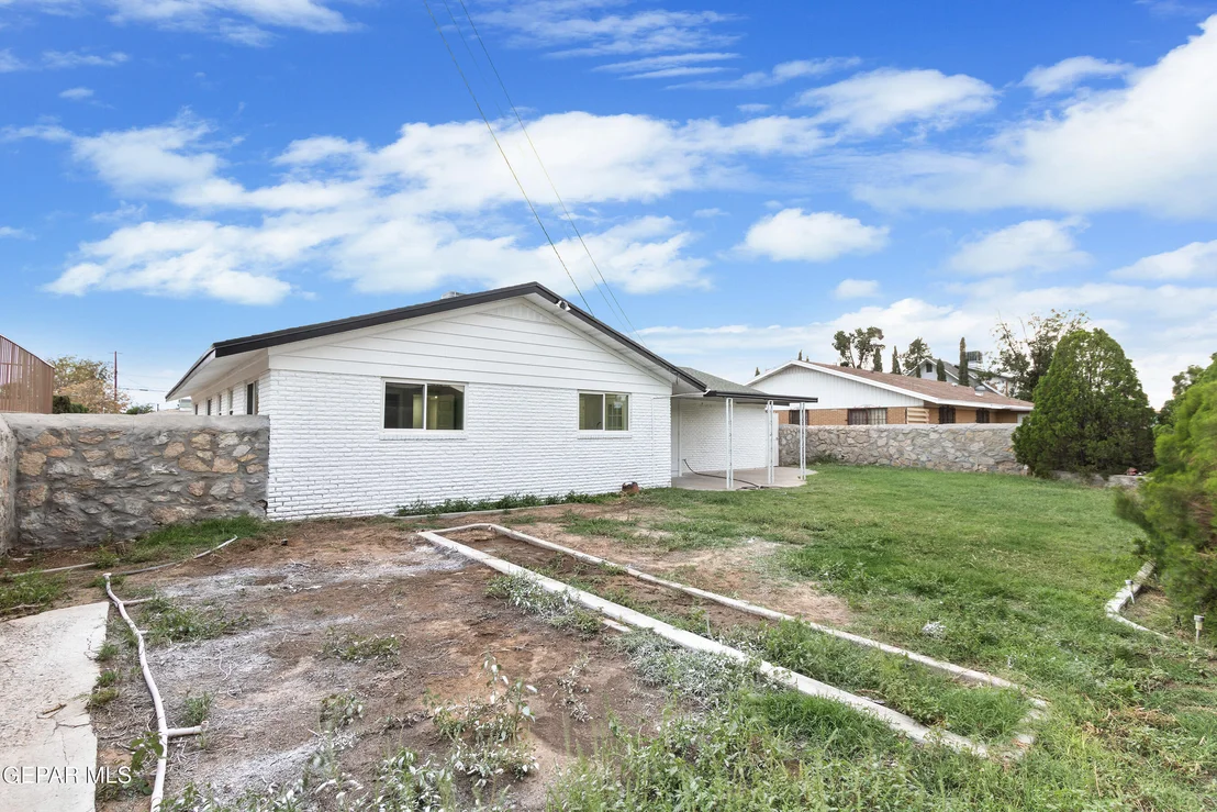 Photo of 3202 Wedgewood Drive
