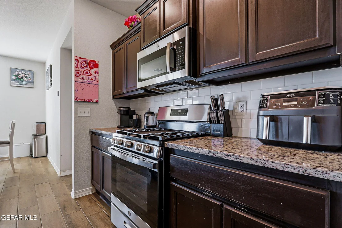Photo of 6166 HIDDEN PASSAGE Avenue
